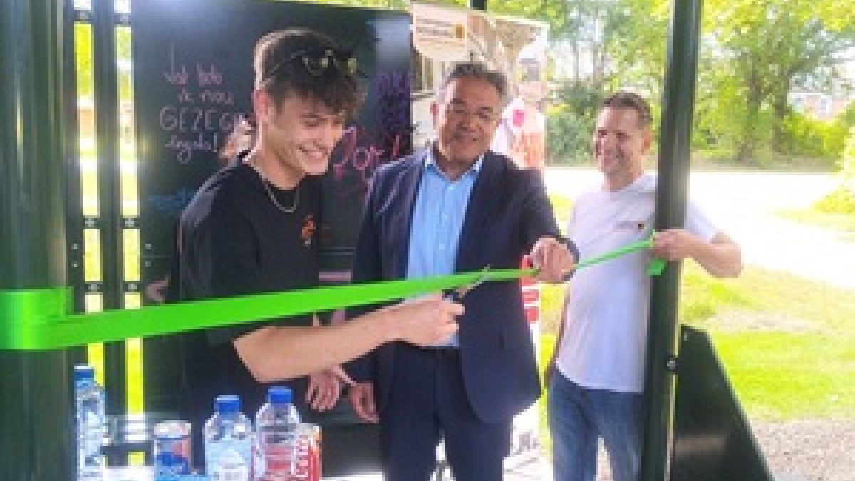 Opening ontmoetingsplek voor jongeren aan de Bermweg 3 juli 2026
