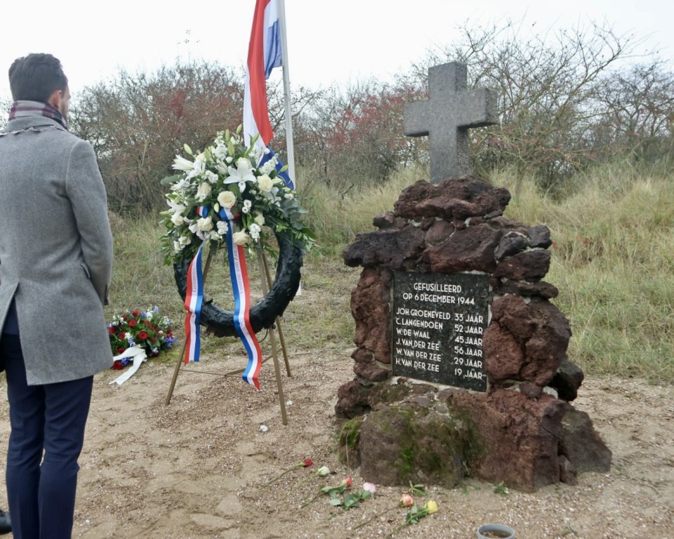 Herdenking duinen Rockanje