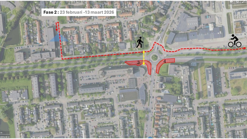 Kaart van de rotonde met tijdelijke afsluitingen en omleidingen in fase 2.