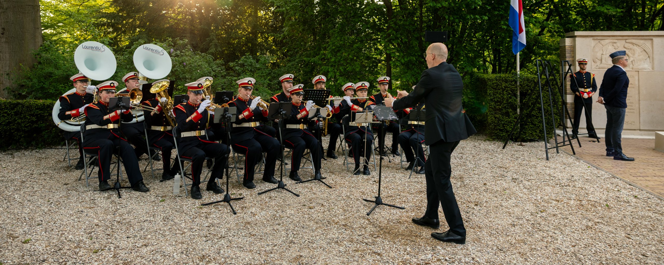 Foto van de herdenking