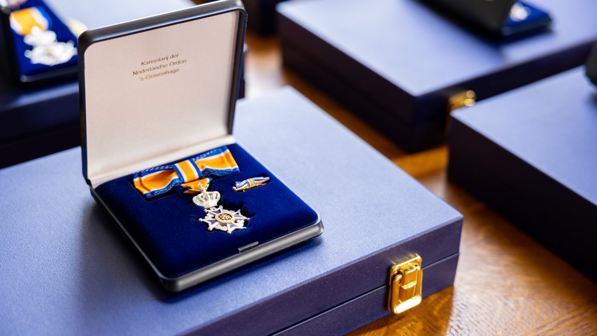 Vraag tijdig een Koninklijke onderscheiding aan
