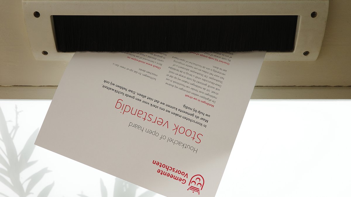 Flyer over houtstook in de bus?