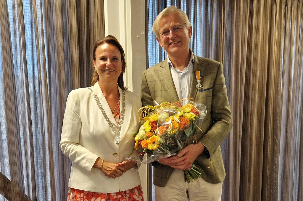 Poseren met bloemen