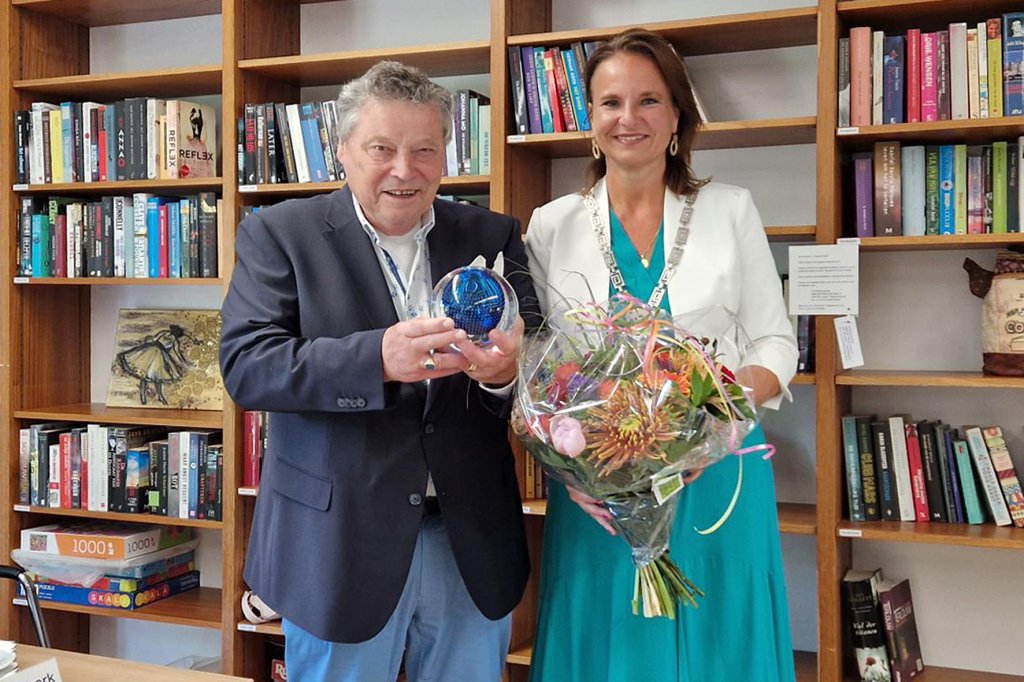 De heer Van Niekerk en de burgemeester