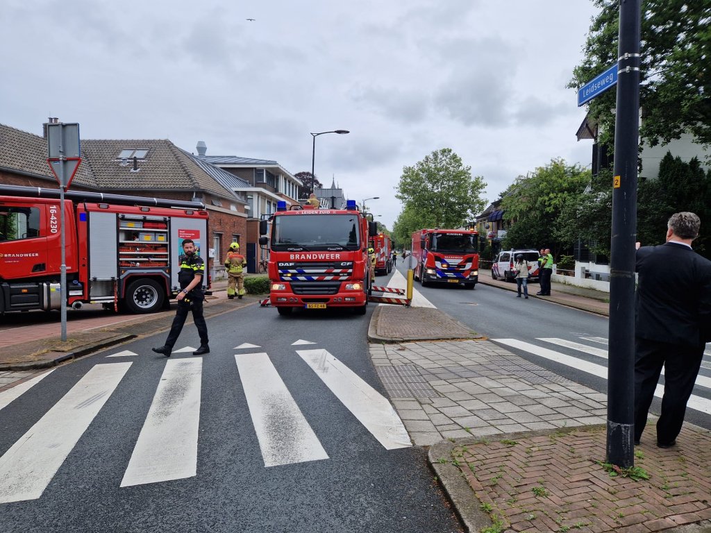 Brandweer op de Leidseweg