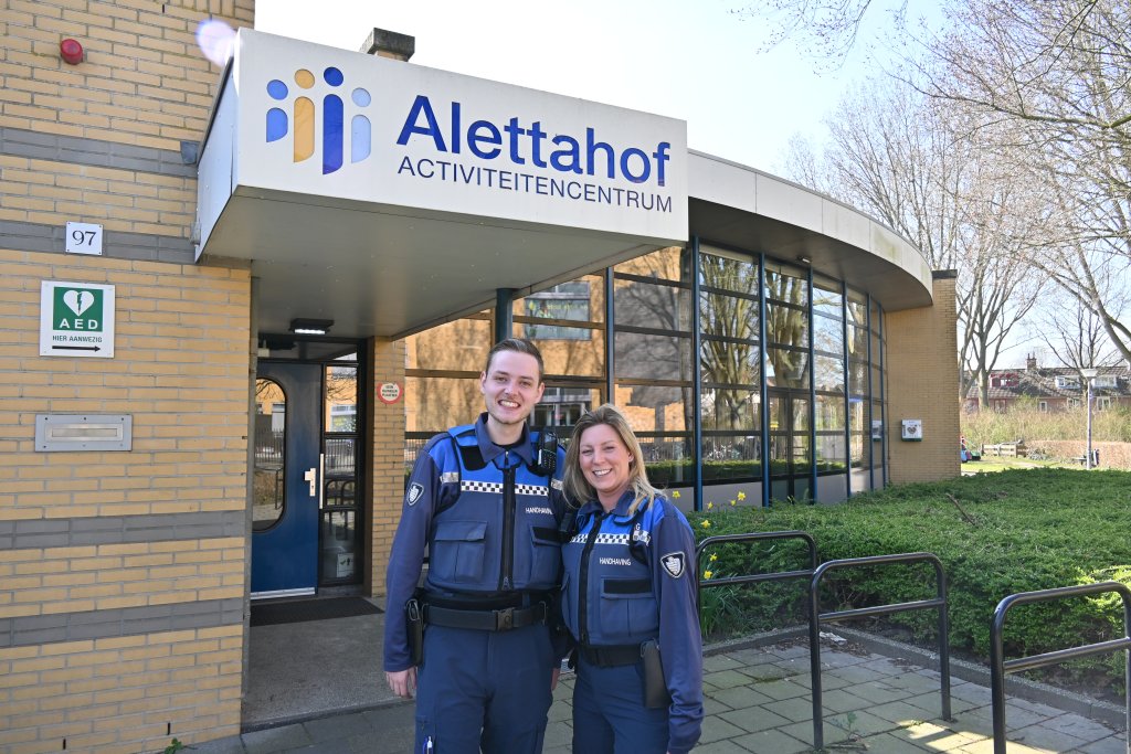 Boa's Rik en Leonie op de foto voor activiteitencentrum Alettahof