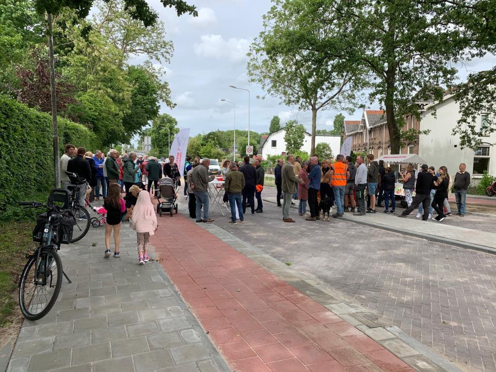 De feestelijke opening van Leidseweg Noord