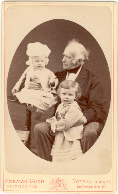 Prins Frederik met zijn kleinkinderen 