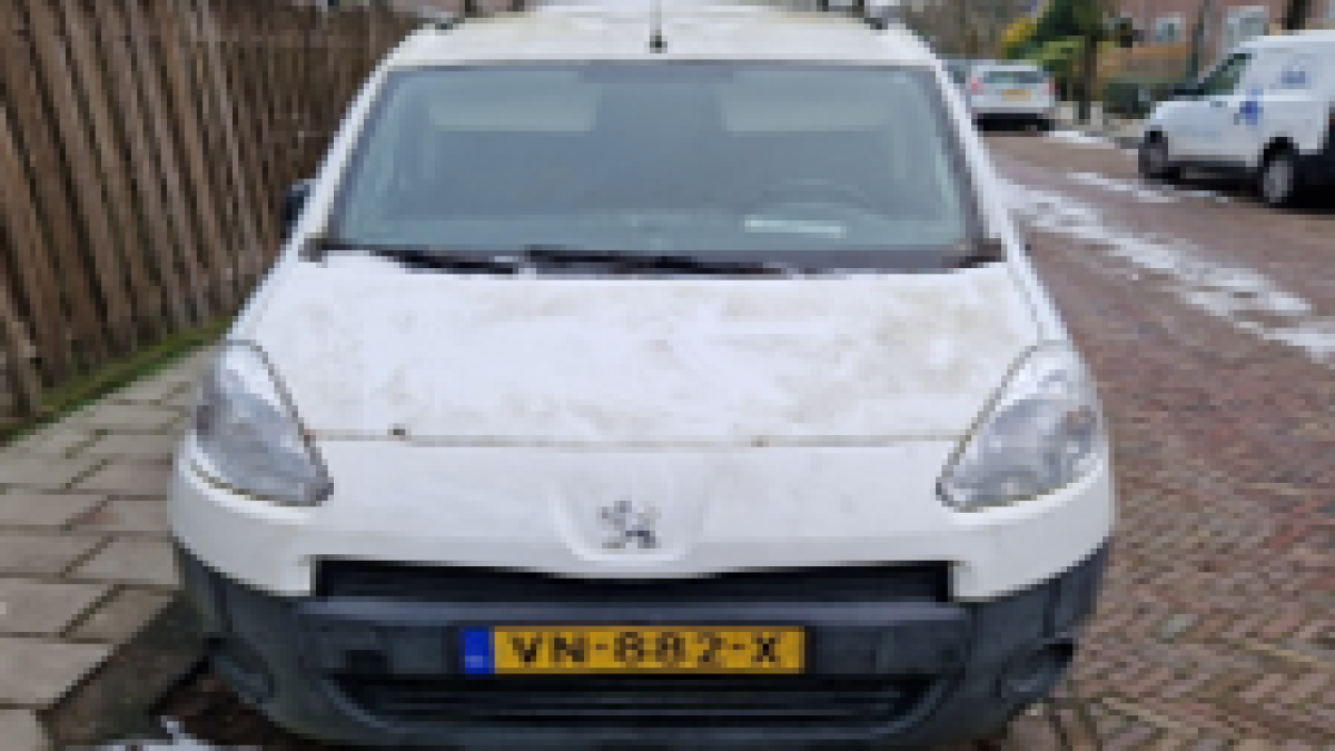 Bekendmaking voornemen tot vernietiging van een in beslag genomen voertuig met het kenteken VN-882-X
