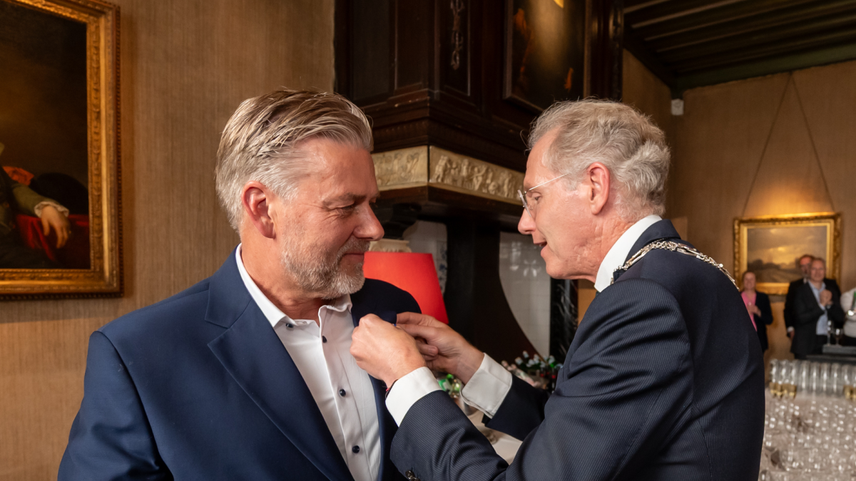 Koninklijke Onderscheiding voor Prof. dr. Auke de Bos