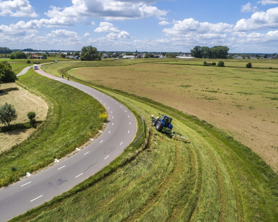 Foto maaien Drielsedijk voorjaar