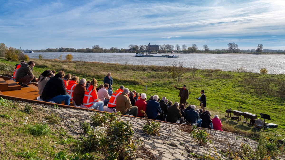 Feestelijke opening 'Linielandschap'