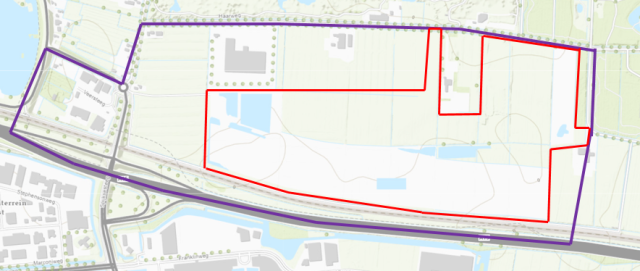 Afgedamd gebied rond de golfbaan