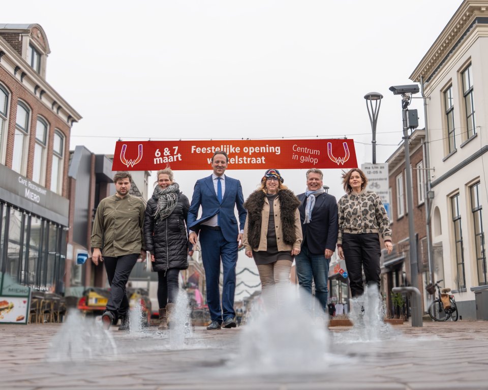 Foto opening bijgesneden