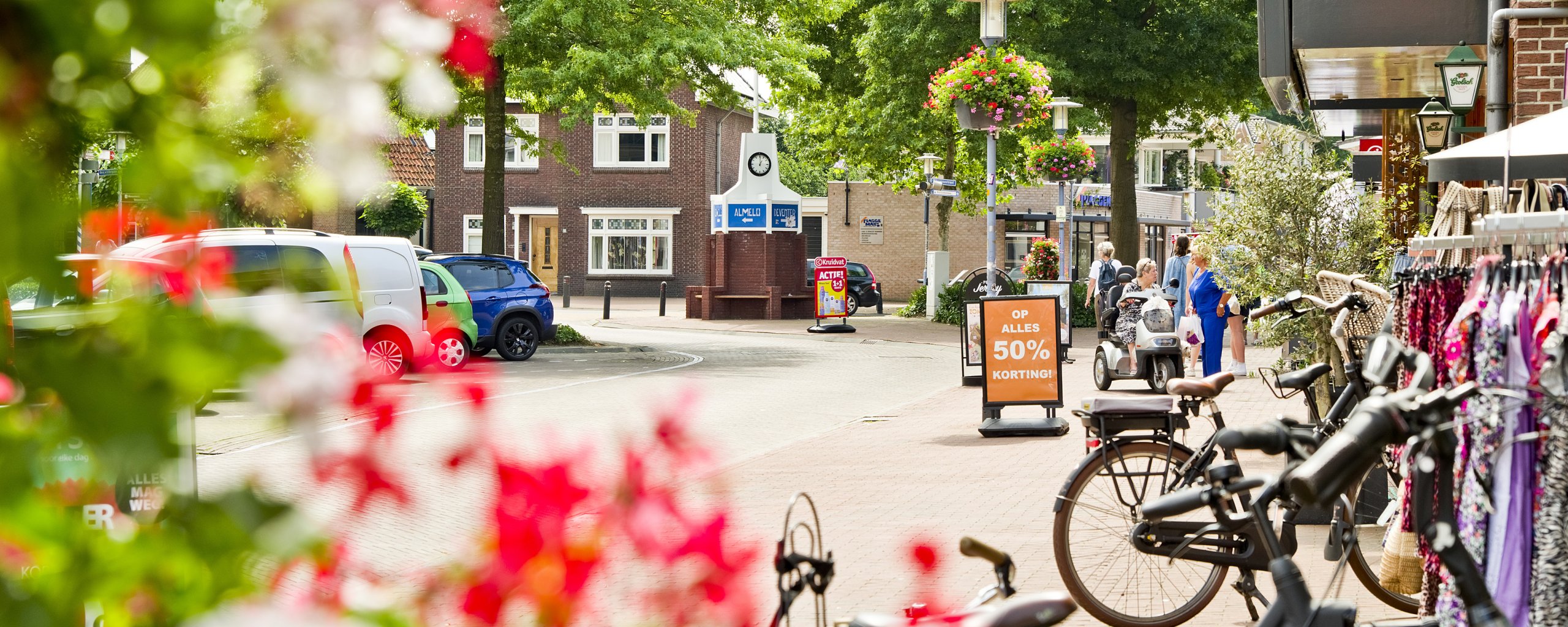 Winkels in het centrum van Wierden