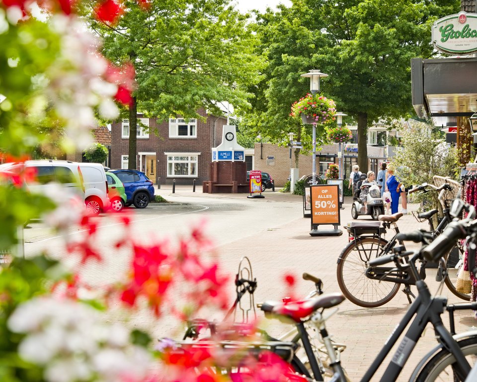 Winkels in het centrum van Wierden