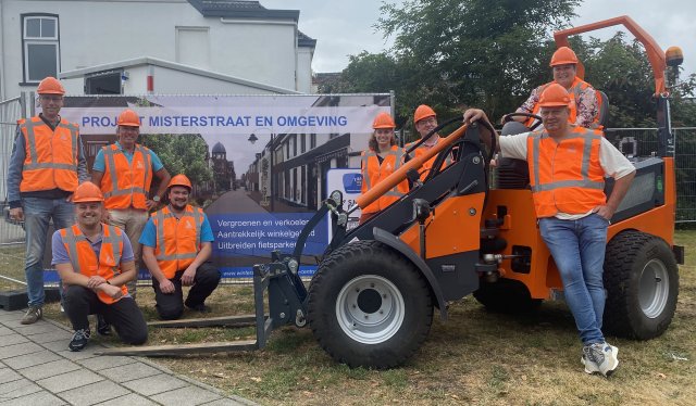 Leden van de projectgroep Vergroenen Misterstraat