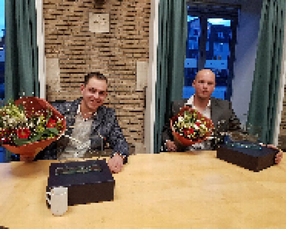 Waarderingsprijs gemeente Woensdrecht 2021 voor Bart van der Veen (links) en Jim Raaijmakers
