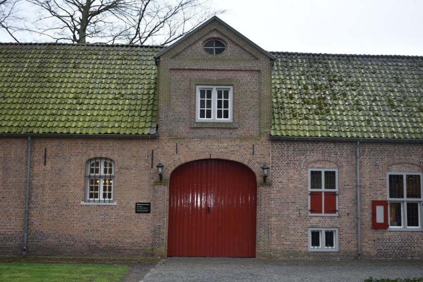 Poortgebouw van het Wilhelmietenklooster te Huijbergen