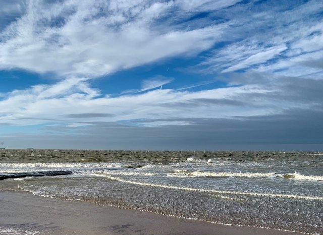 AFbeelding van een rustige zee