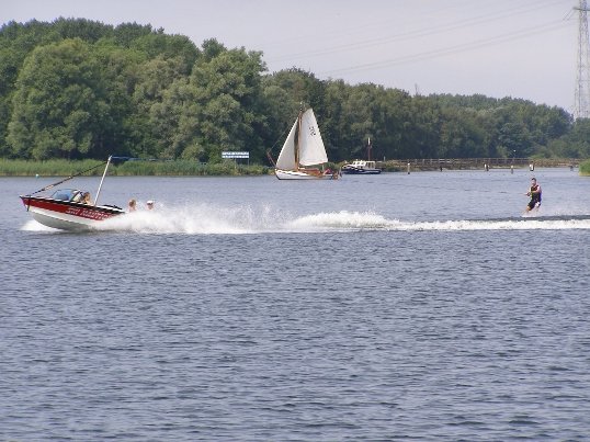 Waterplezier op het Brielse Meer