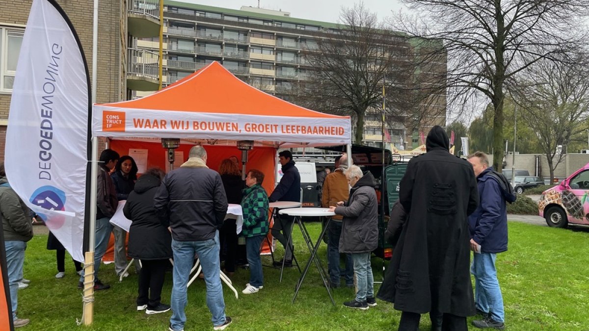 Koffie en klusbus bij Meerbos en Boszicht