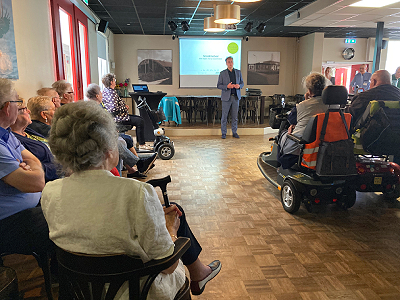 Wethouder Slingerland opent de bijeenkomst