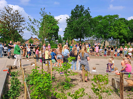 Opening van het groene schoolplein