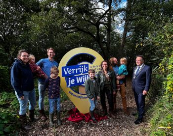 Burgemeester met initiatiefnemers