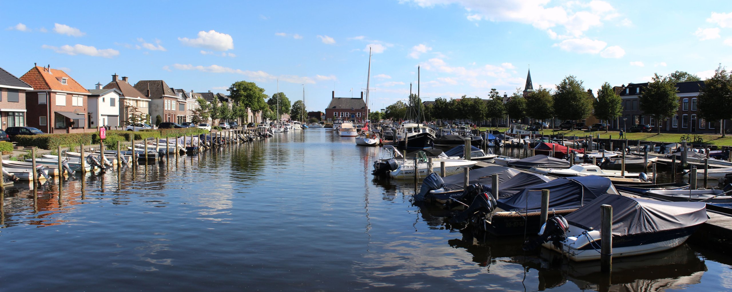 Zicht op haven Genemuiden