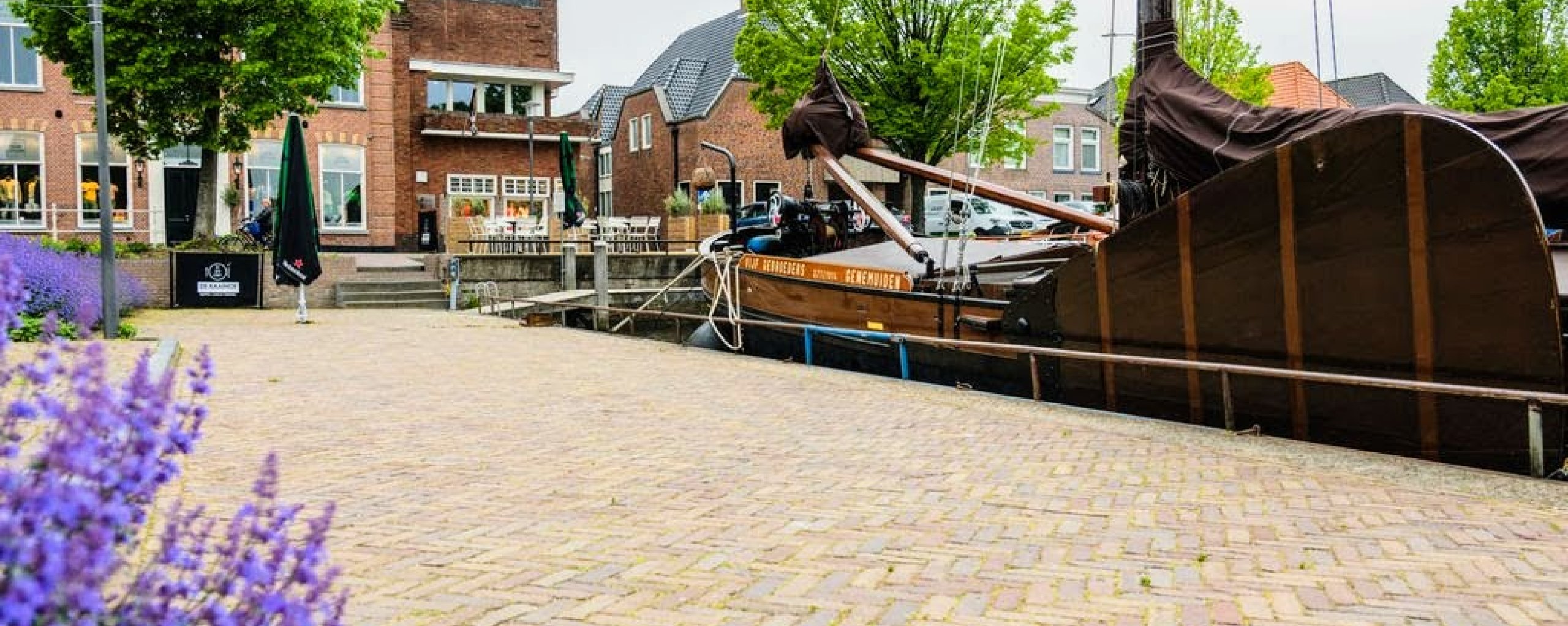 kade binnenhaven Genemuiden